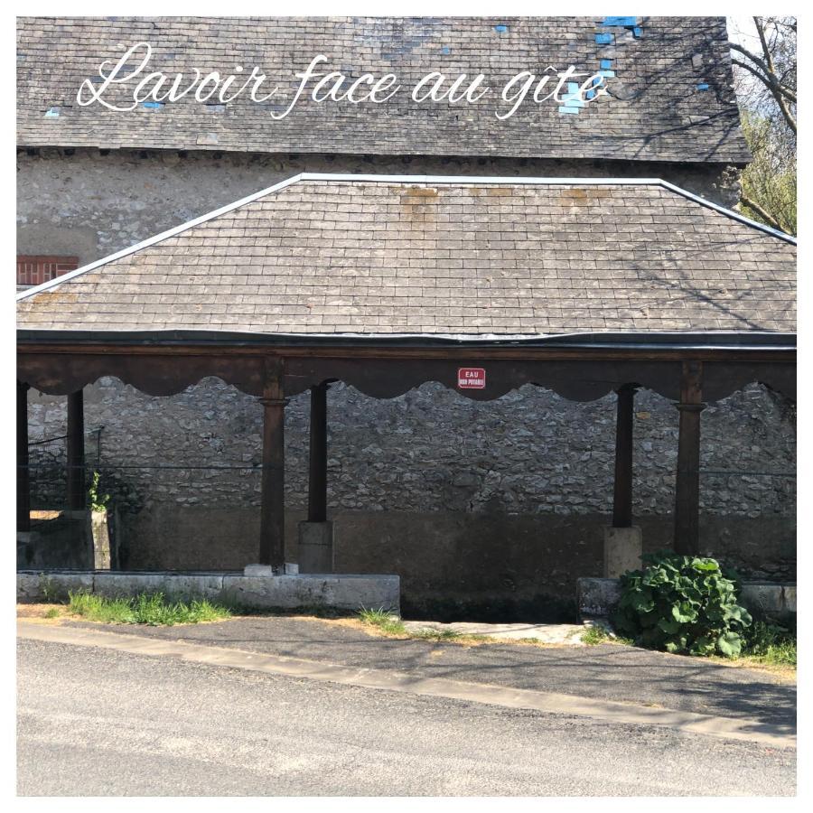 Le Gite Du Lavoir - Les Gites De Josephine Courbouzon  Exterior photo